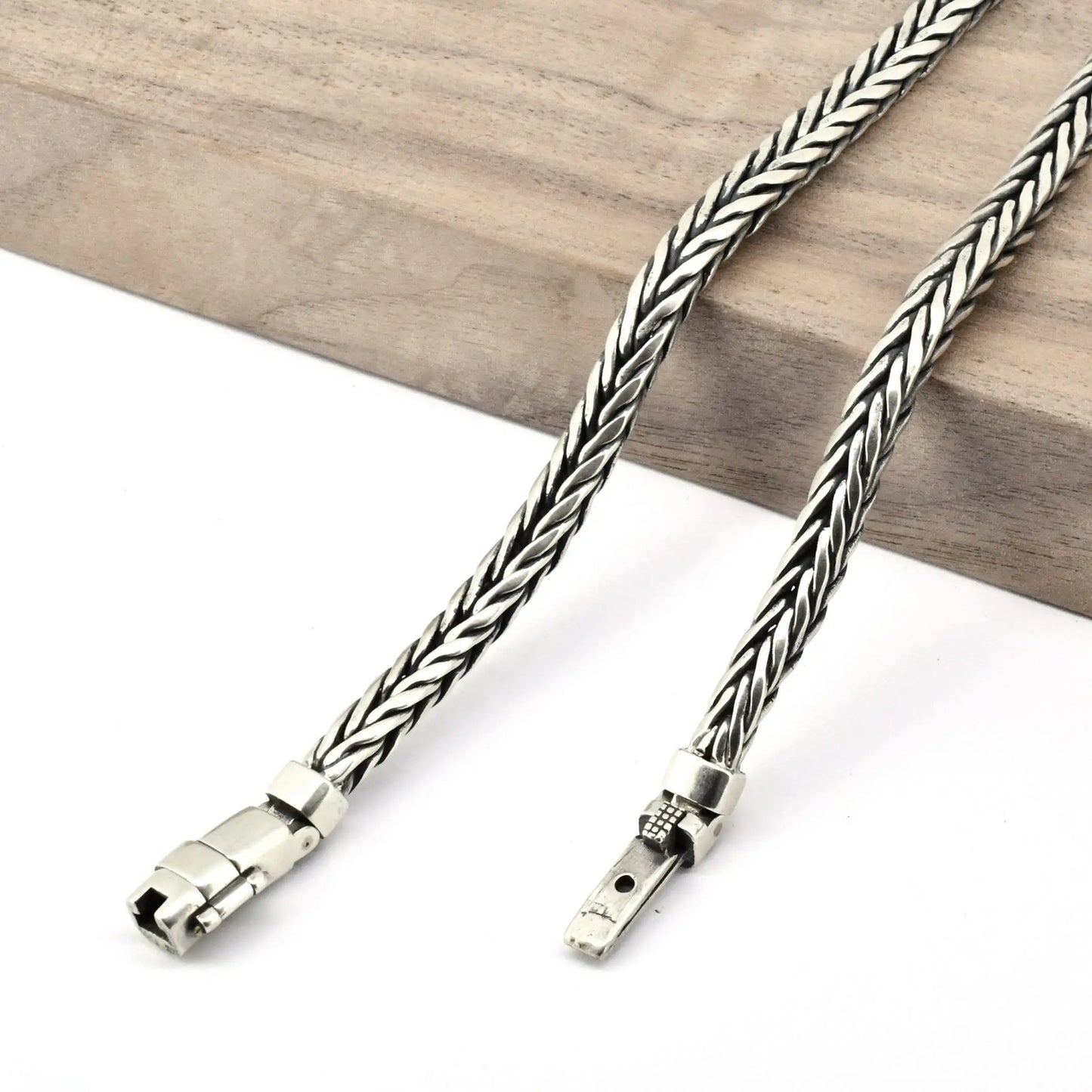 Silver Domineering Keel Bracelets