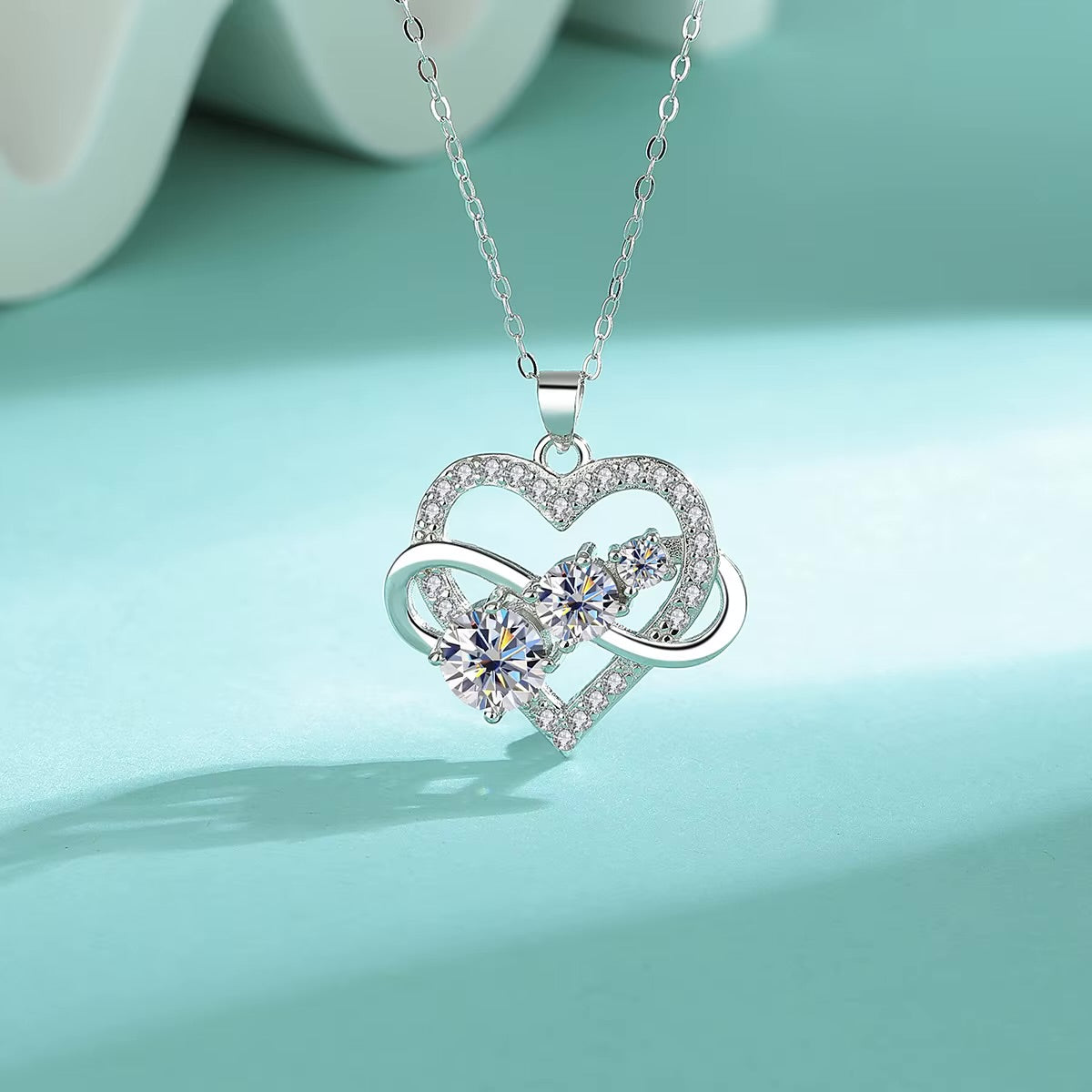 Luxury 1.8CT Diamond Infinite Love Heart Moissanite Pendant Necklace