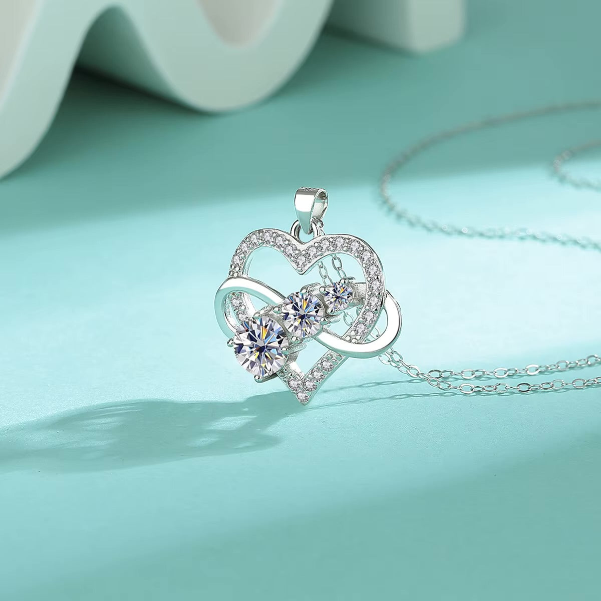 Luxury 1.8CT Diamond Infinite Love Heart Moissanite Pendant Necklace