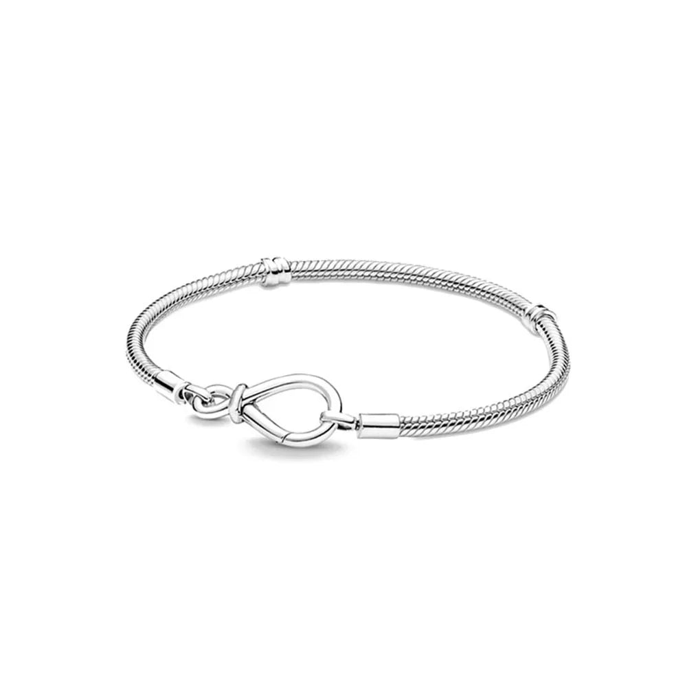 Exquisite European Round Heart Clasp Bracelets