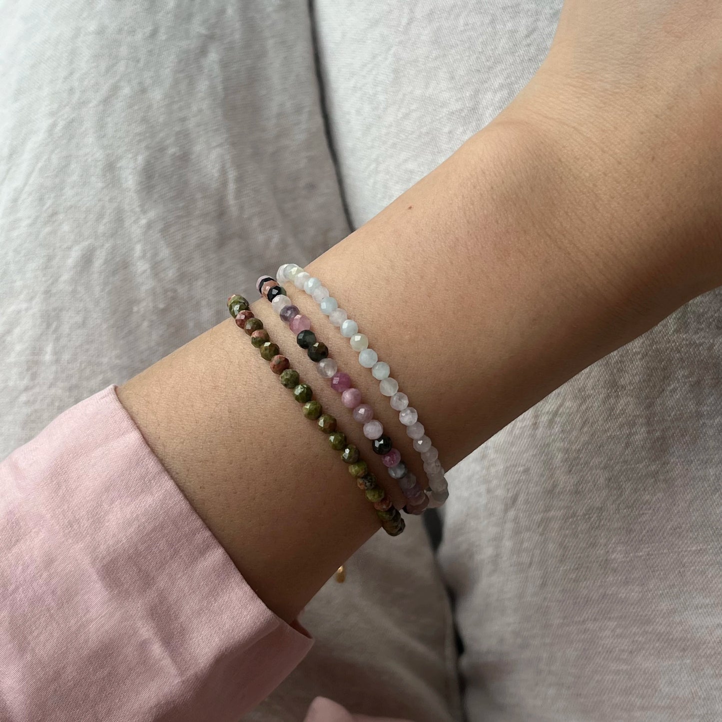 Dainty Healing Crystal Modern Design Bracelets