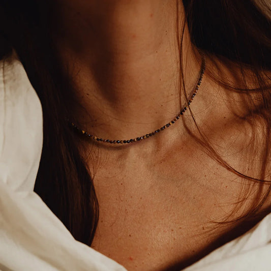 Beautiful Mini Natural Stone Choker Necklace With Experience Card