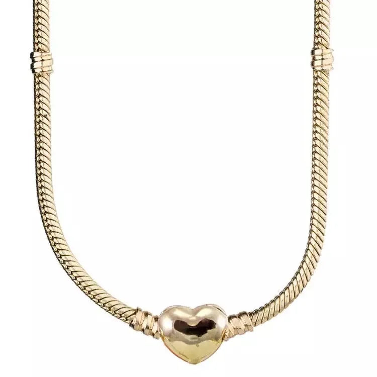 Beautiful Classic Charm Pendant Necklace