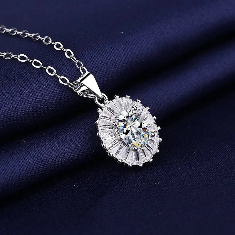 Gorgeous Sparkling Elegant Pendent Necklaces