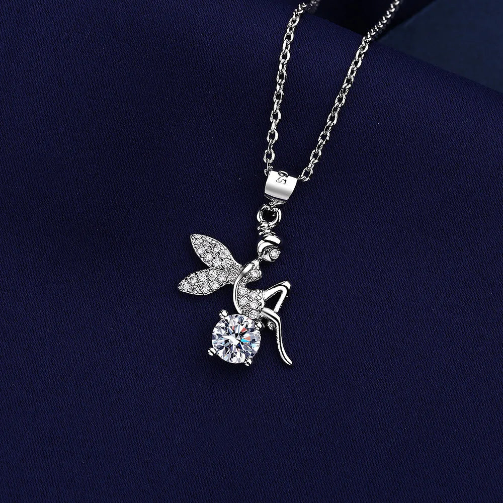 Gorgeous Sparkling Elegant Pendent Necklaces