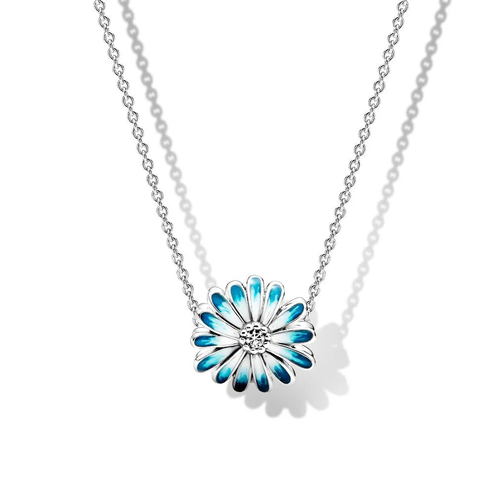 New Heart Shaped Daisy Charm Pendant Necklace