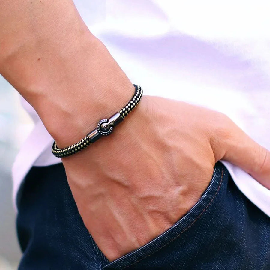Sporty Rope Black Magnet Buckle Bracelet
